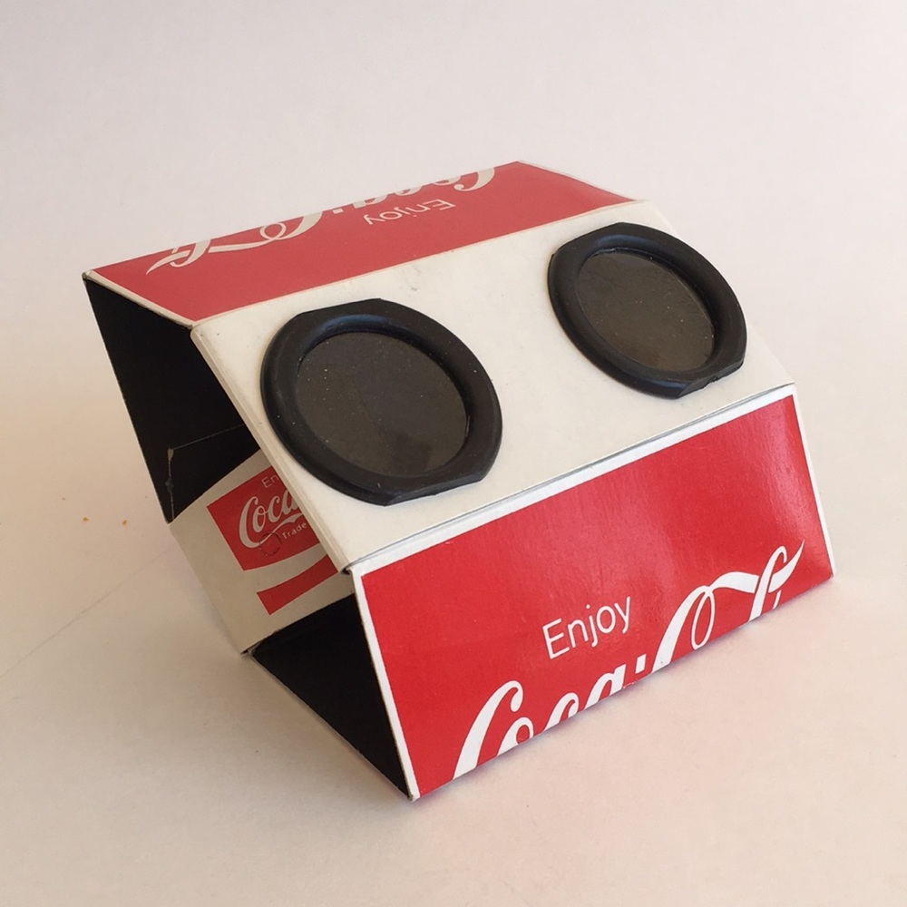 1980 Vintage Coca-Cola Folding paper Binoculars